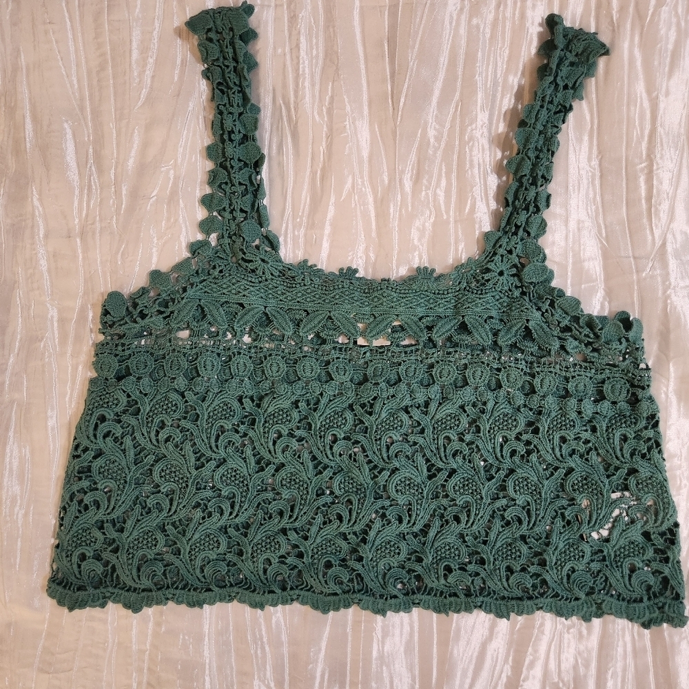 Staring At Stars Hippie Vibes Green Crocheted Women’s Tank Size Medium